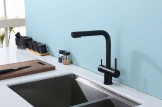 Смеситель для кухни Splenka S70.61.06 с подключением фильтра чёрный